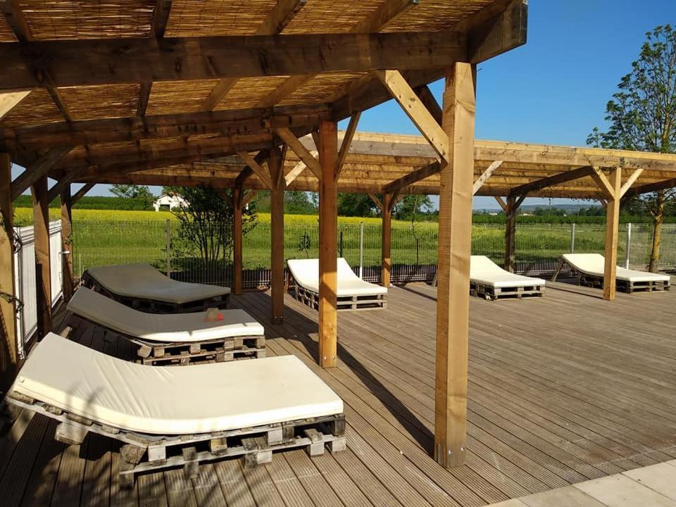 Bed and Breakfast Domaine Ramonjavel, glamping&alpaca's à Fongrave Extérieur photo