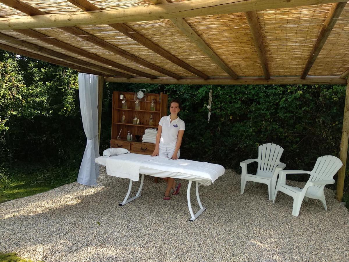 Bed and Breakfast Domaine Ramonjavel, glamping&alpaca's à Fongrave Extérieur photo