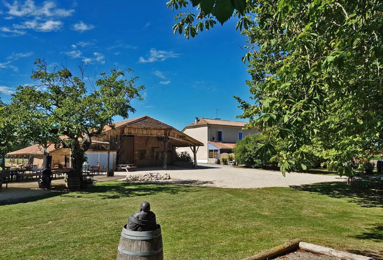 Bed and Breakfast Domaine Ramonjavel, glamping&alpaca's à Fongrave Extérieur photo